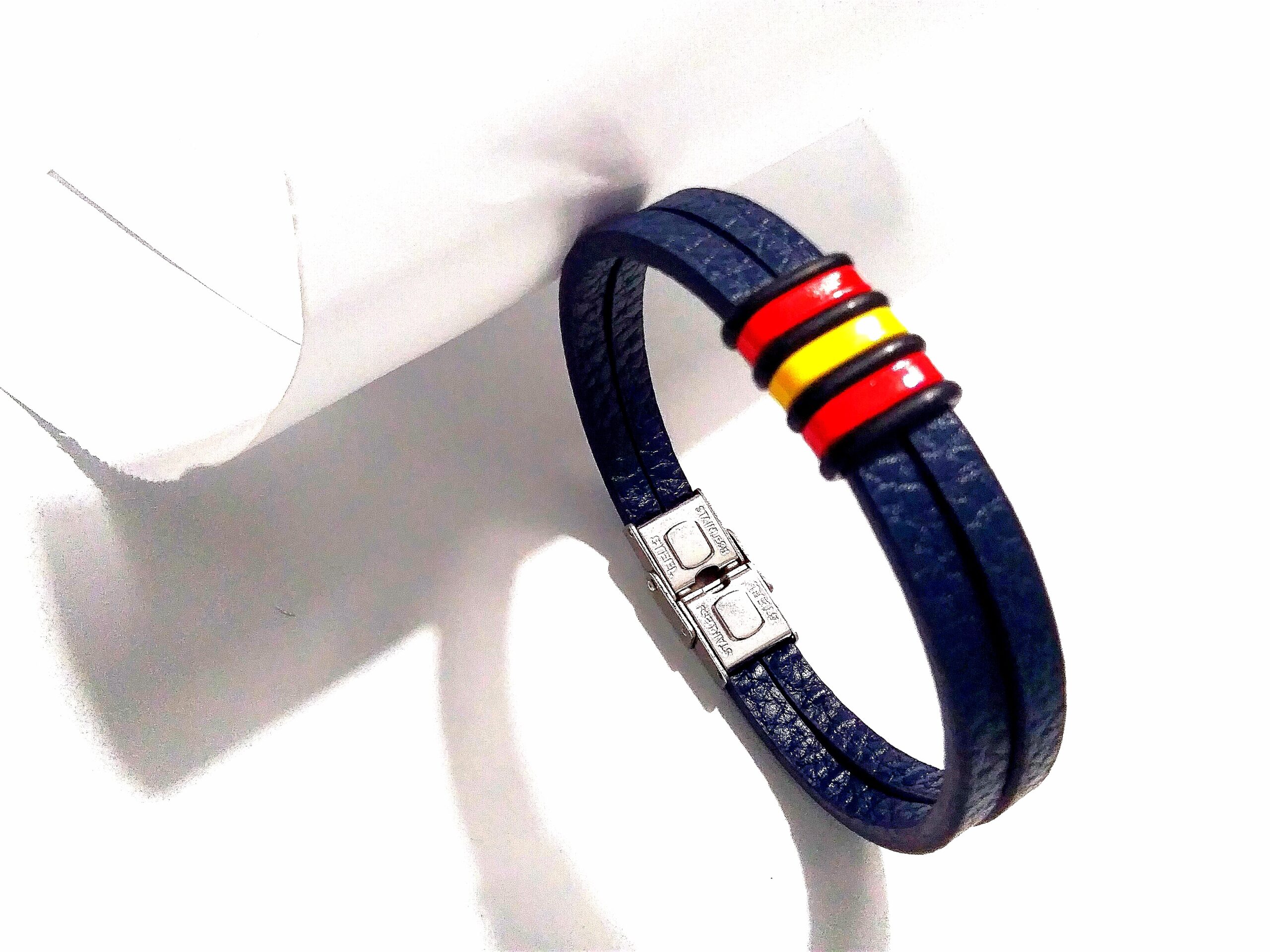 PULSERA CUERO BANDERA